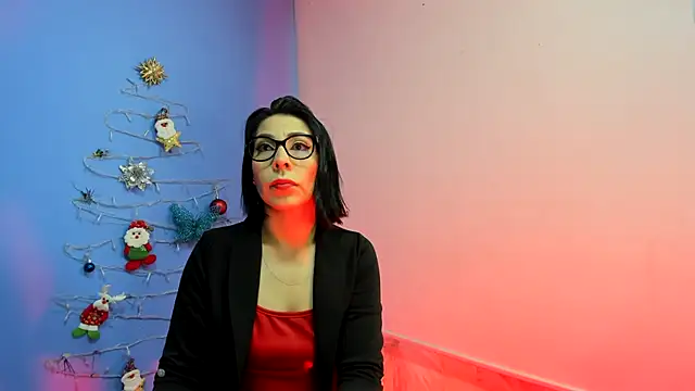 Snapshot of AdelleLennox_cg chatting on December 2024 11:18:02 AM AdelleLennox cg online show from December 2024 11:18:02 AM