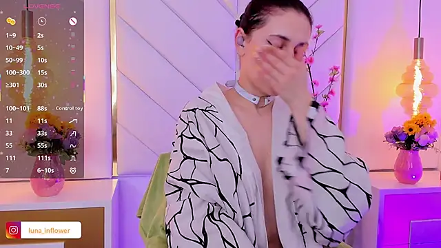 Flor delunaa online show from March 2025 06:42:01 PM