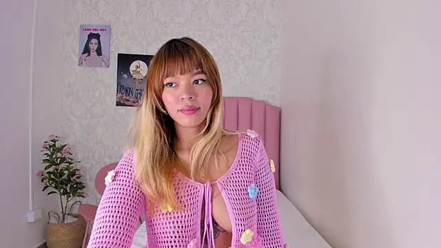 Snapshot of Adria_ross chatting on February 2026 01:29:01 PM Adria ross online show from February 2026 01:29:01 PM