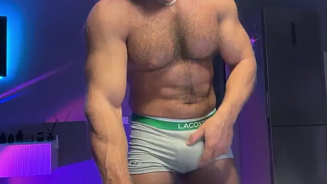 KarlosRichi online show from December 2025 03:29:02 PM