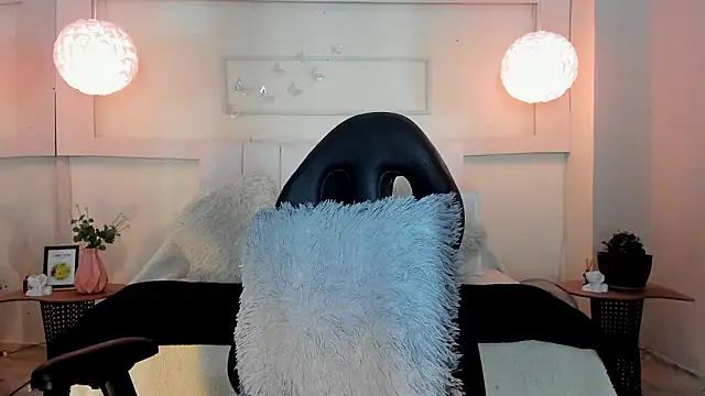 RamonaSimons online show from February 2026 08:29:01 PM