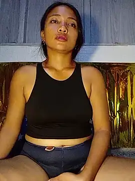 Snapshot of prettybella4u chatting on May 2026 02:25:01 PM prettybella4u online show from May 2026 02:25:01 PM