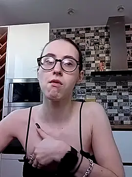 MartiniiSelenna online show from February 2025 06:44:02 AM