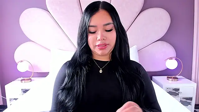 Snapshot of MarianaGarciaa__ chatting on February 2026 06:59:02 PM MarianaGarciaa online show from February 2026 06:59:02 PM