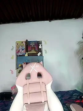 Snapshot of lovely_kitt chatting on April 2026 03:24:01 AM lovely kitt online show from April 2026 03:24:01 AM