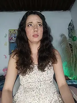Snapshot of lovely_kitt chatting on May 2026 04:08:02 AM lovely kitt online show from May 2026 04:08:02 AM