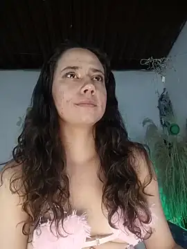 Snapshot of lovely_kitt chatting on June 2026 01:21:02 AM lovely kitt online show from June 2026 01:21:02 AM