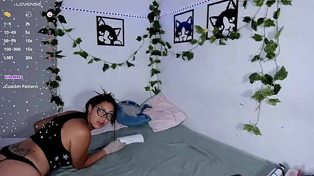 melanieecox online show from September 2025 08:01:02 PM