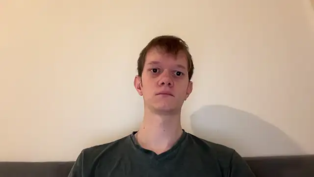 Snapshot of Cube933 chatting on October 2025 03:05:02 PM Cube933 online show from October 2025 03:05:02 PM