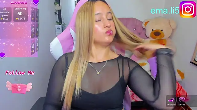 Snapshot of ema_tayy chatting on May 2026 08:40:02 PM ema tayy online show from May 2026 08:40:02 PM