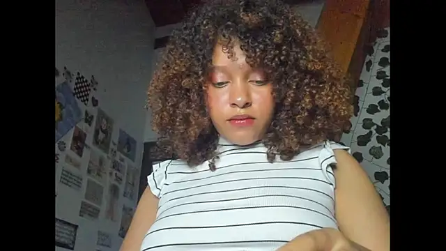 Ada gales  online show from February 2025 02:00:01 AM