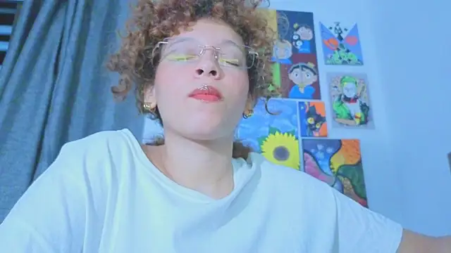 Snapshot of Ada_gales_ chatting on June 2026 03:29:02 AM Ada gales online show from June 2026 03:29:02 AM