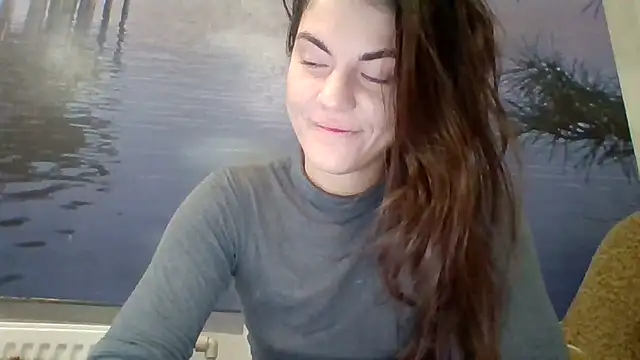 AliceTailor online show from November 2025 11:25:02 AM