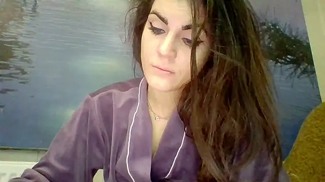 Snapshot of AliceTailor chatting on May 2026 09:28:02 AM AliceTailor online show from May 2026 09:28:02 AM