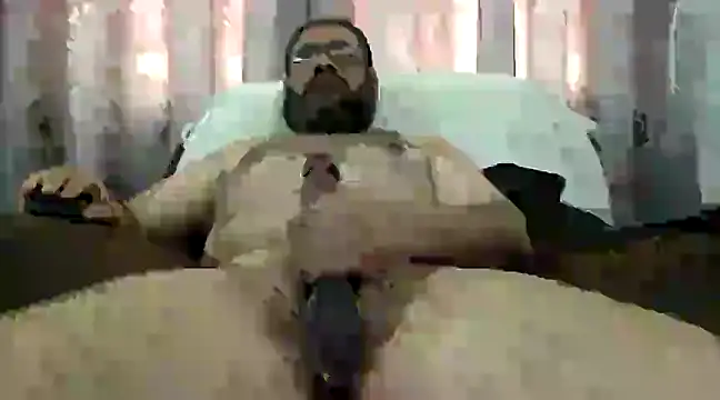 Snapshot of largepanny chatting on February 2025 12:35:02 PM largepanny online show from February 2025 12:35:02 PM