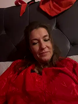 Lwhite1 online show from October 2025 07:20:01 PM