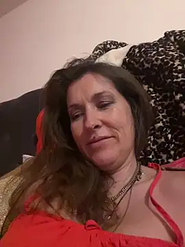 Snapshot of Lwhite1 chatting on June 2026 11:21:01 PM Lwhite1 online show from June 2026 11:21:01 PM