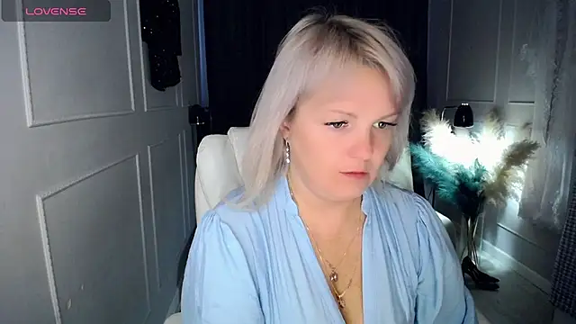 Juarnea online show from March 2026 10:38:01 AM