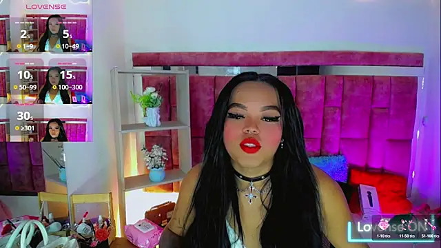 Snapshot of KayleighDreams_ chatting on June 2026 03:11:01 AM KayleighDreams online show from June 2026 03:11:01 AM