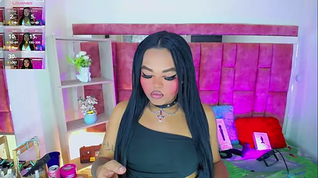 Snapshot of KayleighDreams_ chatting on July 2026 04:03:01 AM KayleighDreams online show from July 2026 04:03:01 AM