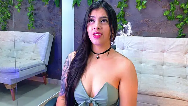 Snapshot of emily_jones_1 chatting on November 2025 11:42:02 AM emily jones 1 online show from November 2025 11:42:02 AM