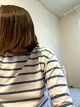 Snapshot of BeatriceTender chatting on October 2025 10:43:02 AM BeatriceTender online show from October 2025 10:43:02 AM