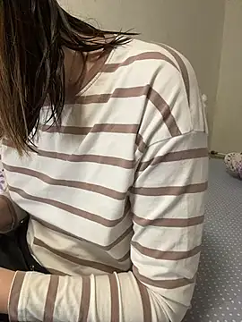 BeatriceTender online show from February 2026 06:58:02 PM