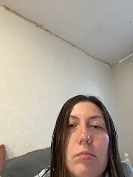 BeatriceTender online show from March 2026 01:33:02 PM