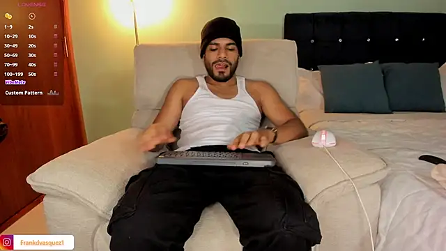 Neganhot  online show from November 2025 02:11:01 AM