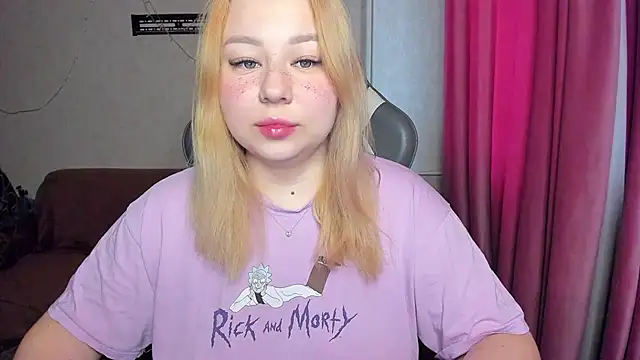 Milafoxxxy online show from November 2025 10:03:01 AM