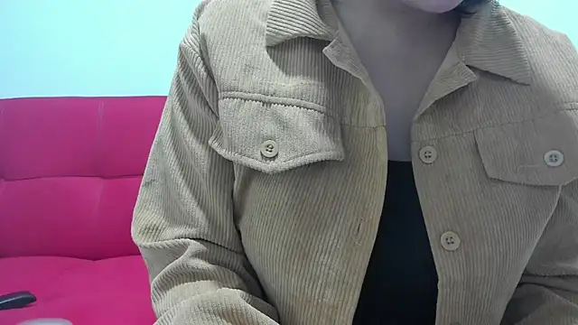 Snapshot of SamanthaBeke chatting on February 2026 03:20:01 PM SamanthaBeke online show from February 2026 03:20:01 PM