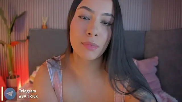 Snapshot of pamelaa_vega chatting on July 2026 07:19:01 PM pamelaa vega online show from July 2026 07:19:01 PM