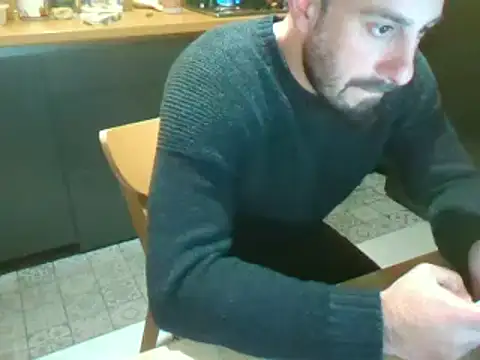 giorgakaci69 online show from December 2024 05:11:01 PM