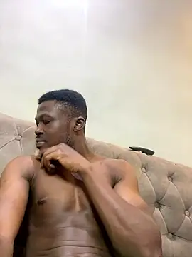 sknzy09 online show from January 2026 12:43:01 PM