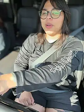 miacanela xo online show from July 2026 11:11:02 PM