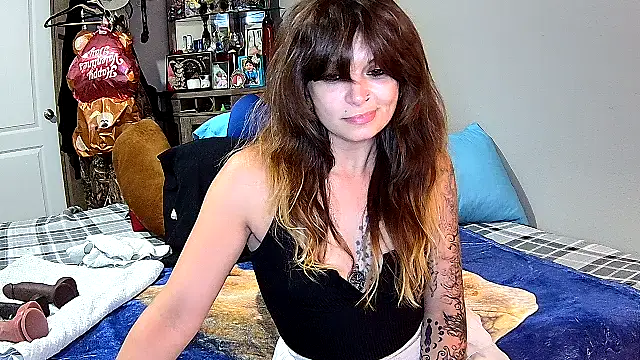 ZeelaXoXo online show from April 2026 06:03:02 AM