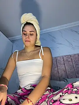 Snapshot of Kimmymadison- chatting on July 2026 09:51:01 PM Kimmymadison- online show from July 2026 09:51:01 PM