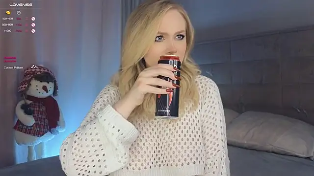 Snapshot of AsteriaHamel chatting on January 2025 10:31:01 AM AsteriaHamel online show from January 2025 10:31:01 AM