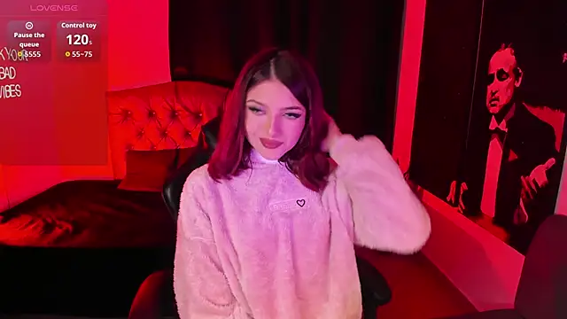 Snapshot of VictoriaRosse_ chatting on May 2026 11:53:02 PM VictoriaRosse online show from May 2026 11:53:02 PM