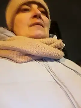 Snapshot of Women-pleasures chatting on January 2025 03:02:01 PM Women-pleasures online show from January 2025 03:02:01 PM