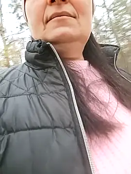 Snapshot of Women-pleasures chatting on October 2025 07:20:01 AM Women-pleasures online show from October 2025 07:20:01 AM