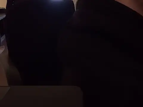 Snapshot of KendrickJiz chatting on January 2026 10:25:01 PM KendrickJiz online show from January 2026 10:25:01 PM