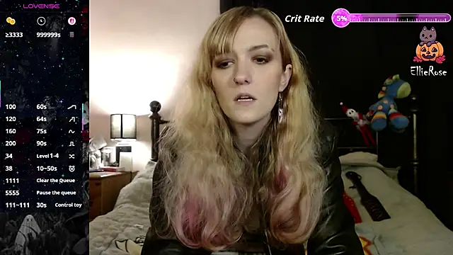 Snapshot of EllieeRose chatting on June 2026 05:05:02 AM EllieeRose online show from June 2026 05:05:02 AM