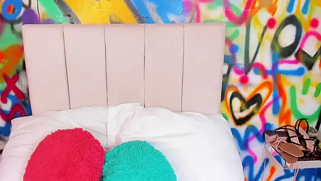 Snapshot of Liana_Bernocchi chatting on March 2026 08:48:01 PM Liana Bernocchi online show from March 2026 08:48:01 PM