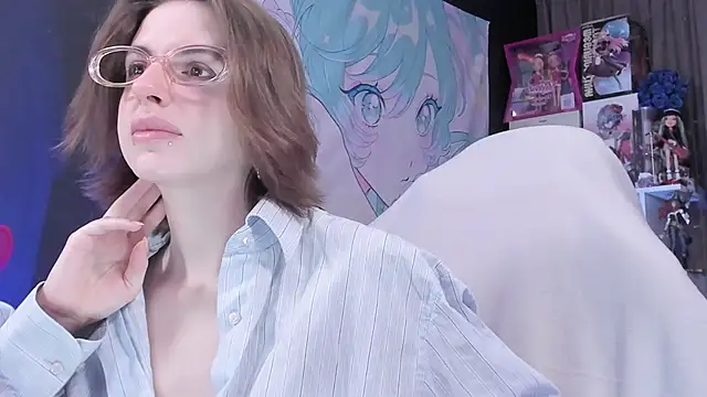 Snapshot of Supaidagaru chatting on April 2026 04:50:02 PM Supaidagaru online show from April 2026 04:50:02 PM