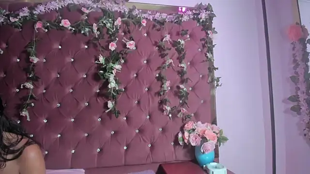 MaddyHudson online show from June 2026 09:25:02 PM