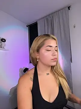 JoselinFlower  online show from April 2026 01:00:01 AM