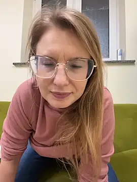 Vanilladreams online show from February 2026 05:36:02 PM