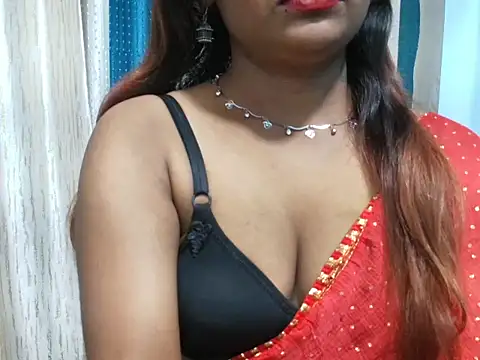 Snapshot of Mayra_baby chatting on November 2025 05:33:01 PM Mayra baby online show from November 2025 05:33:01 PM