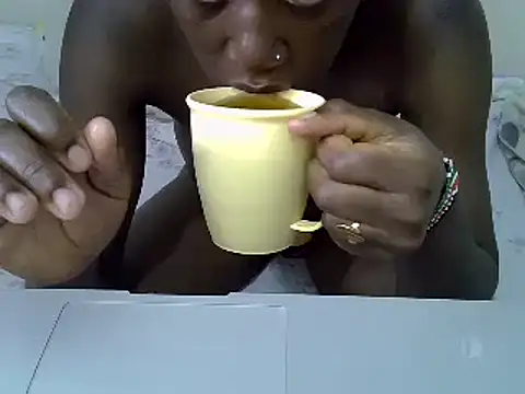 Snapshot of pretty_alma20 chatting on March 2025 10:13:02 AM pretty alma20 online show from March 2025 10:13:02 AM